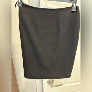 Luisa Spagnoli wool blend simple black skirt. Size 40